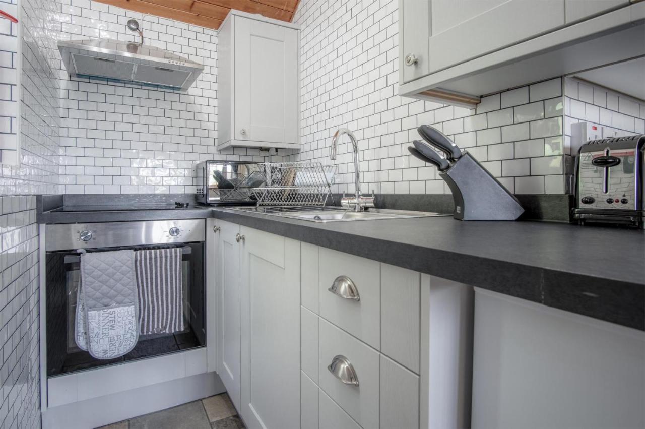 Honeysuckle Cottage - 1 Bedroom Cottage - 安姆罗斯 外观 照片