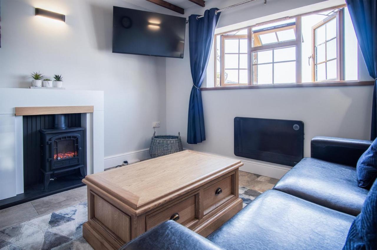 Honeysuckle Cottage - 1 Bedroom Cottage - 安姆罗斯 外观 照片