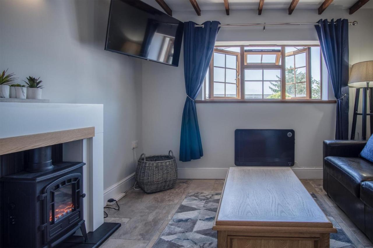 Honeysuckle Cottage - 1 Bedroom Cottage - 安姆罗斯 外观 照片